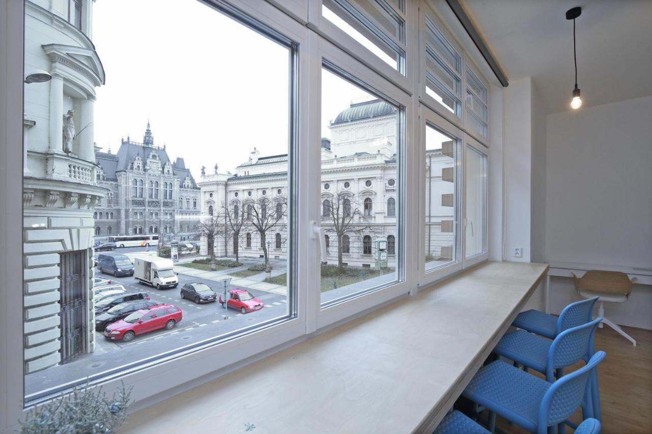 Hall View Apartment